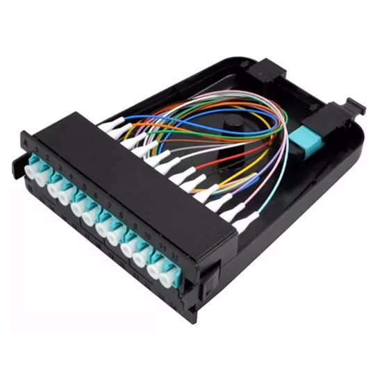 Cavo patch a treccia per cavo in fibra ottica a 12 nuclei con fascio di fibre